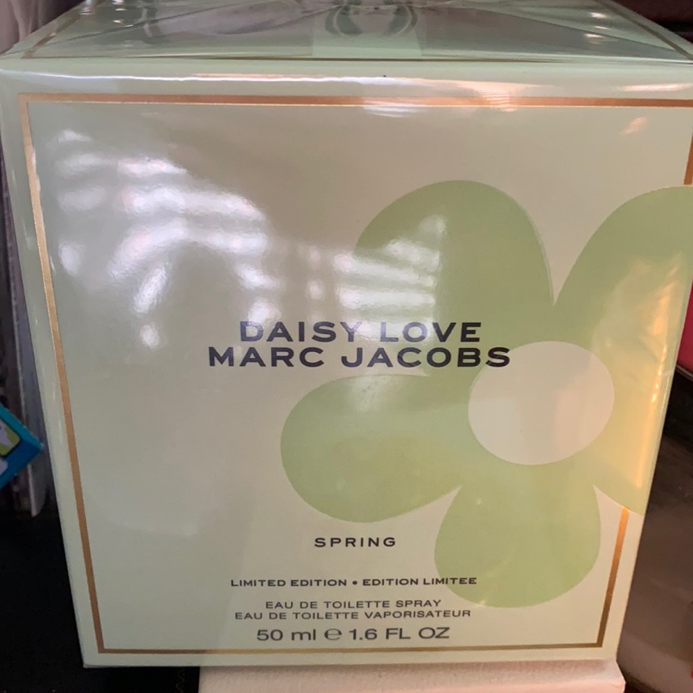 NIB Marc Jacobs Daisy Love (Spring)